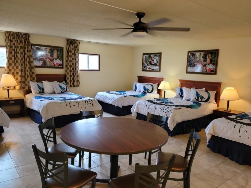 Wolf Hotel